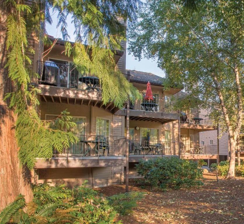 Whispering Woods Resort Welches Екстер'єр фото