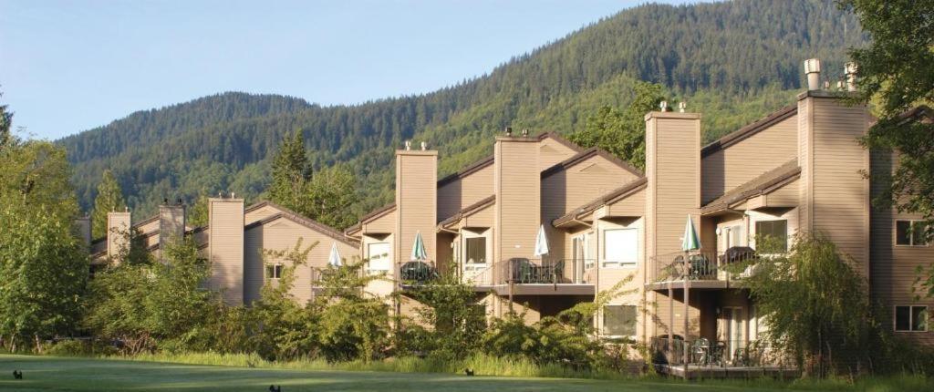 Whispering Woods Resort Welches Екстер'єр фото
