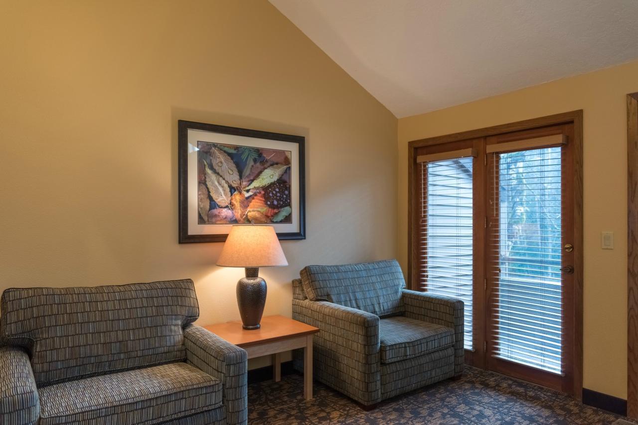 Whispering Woods Resort Welches Екстер'єр фото